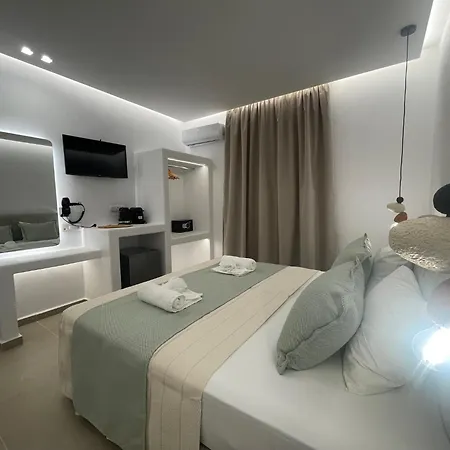 Theofanis Hotel