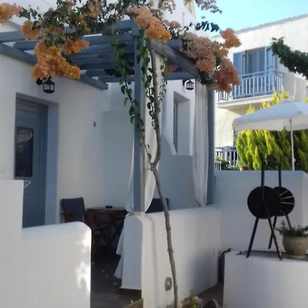 Hotel Theofanis